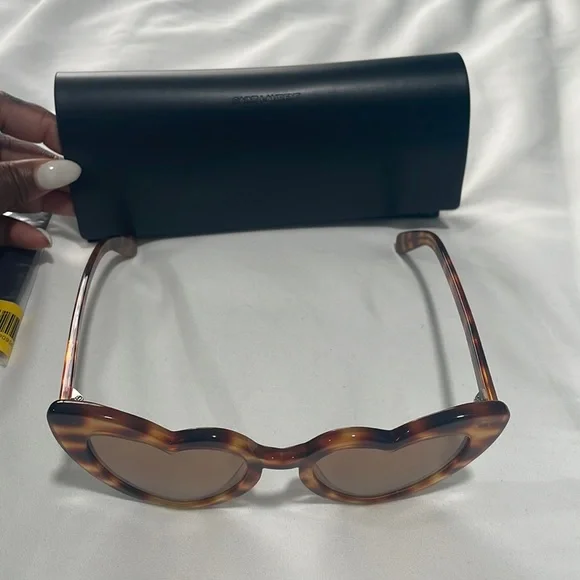 Saint Laurent | Accessories | Saint Laurent Heart  display picture 3